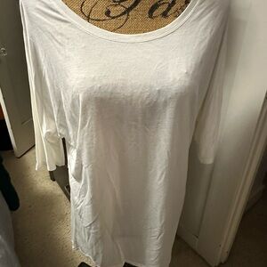 Uniqlo Cream Relaxed Long Sleeve Tee